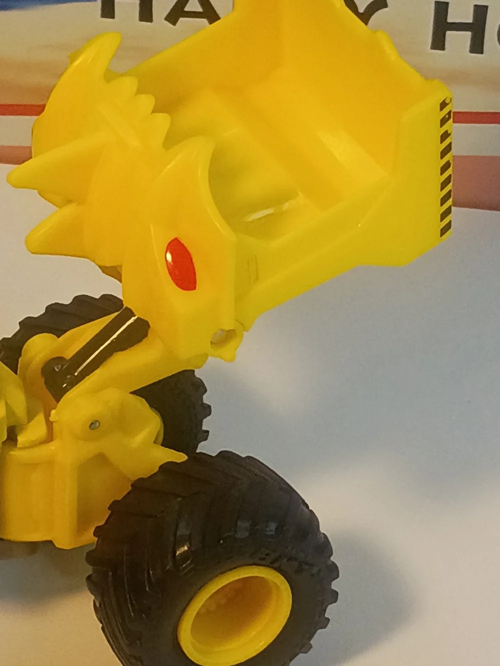 Monster Truck Dirt Squad Scoopz Yellow 1/64 Scale Pre-owned